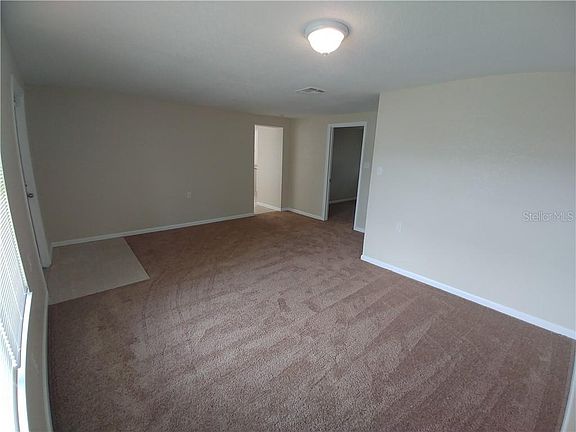 4th image of 710 N Suwannee Ave