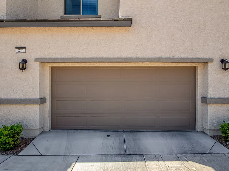 825 Star Estates Ave — Photo 27