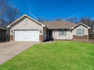 2108 N Lazy Branch Rd, Independence, MO 64058