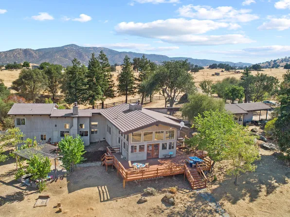 41518 Blue Oak Drive, Springville, CA 93265