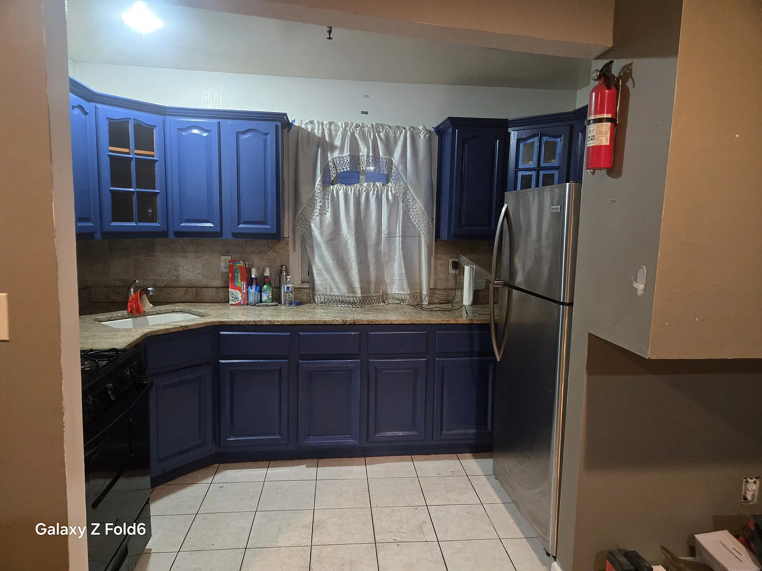 3 bed, 1200 sqft, $4,250 — Photo 4