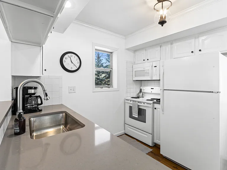Kitchen | Sink | Kitchen Island