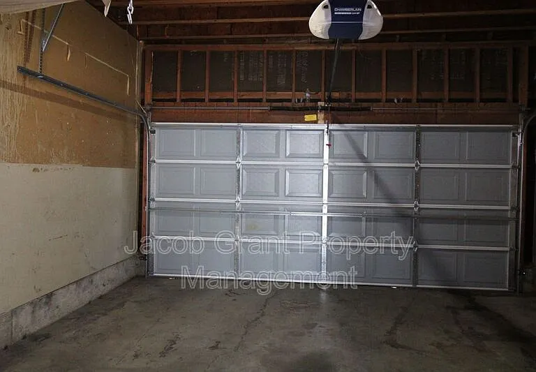 731 N Fanning Ave #733 — Photo 8