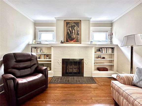 5th image of 231 Center Ave