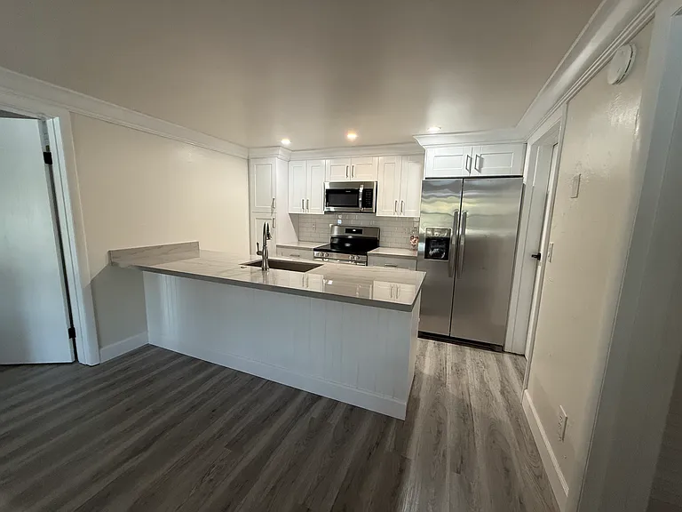 5219 Treetops Dr — Photo 7