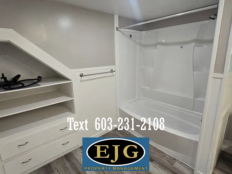 24 Crescent St #4D — Photo 34