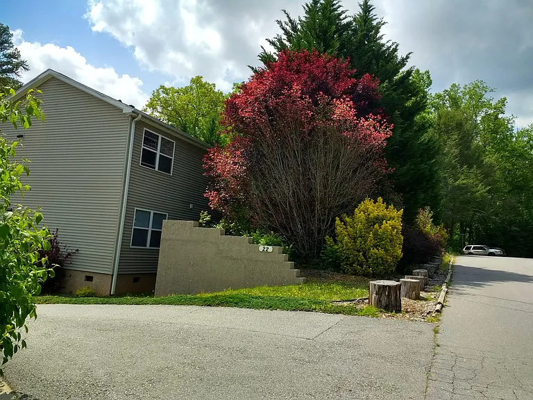 22 Independence Blvd — Photo 12
