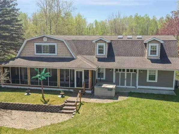 870 Priemer Dr, Beaverton, MI 48612