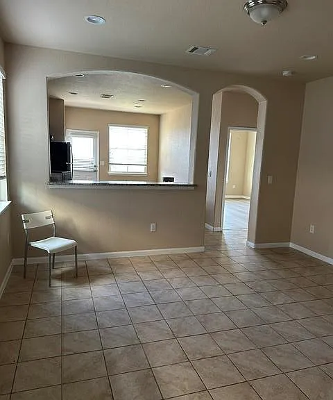 2880 Donnell Dr #3701 — Photo 9