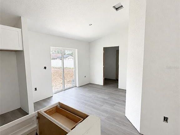 5th image of 4077 SE 139TH STREET