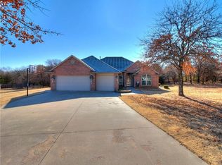 1822 Fox Run Ln, Blanchard, OK 73010