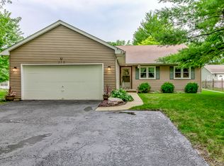 316 Babcock St, Elburn, IL 60119