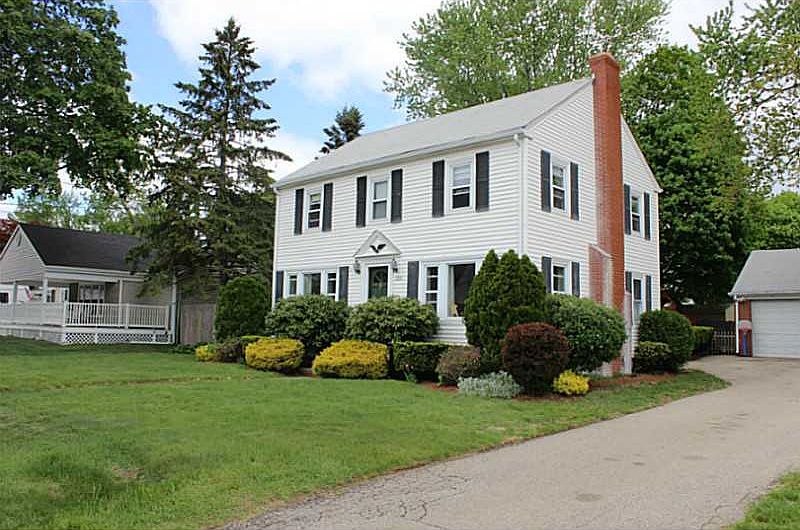 289 Greenwood Ave, Warwick, RI 02886 Zillow