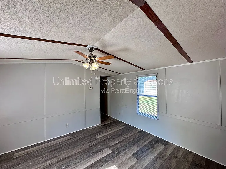 9499 Wendi Dr NE #H — Photo 5