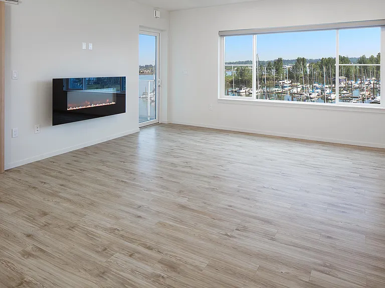 Yacht Harbor Club — Photo 39