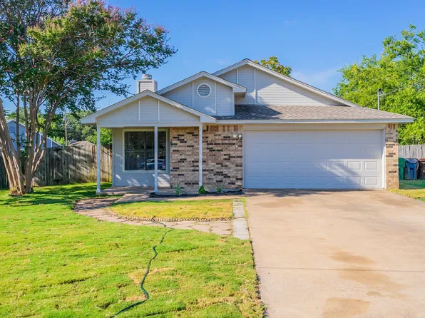 413 Meng Cir, Denton, TX 76209