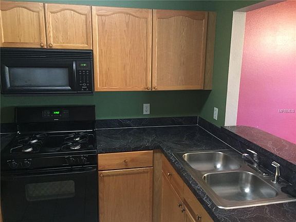 5th image of 1034 Dolphin Dr