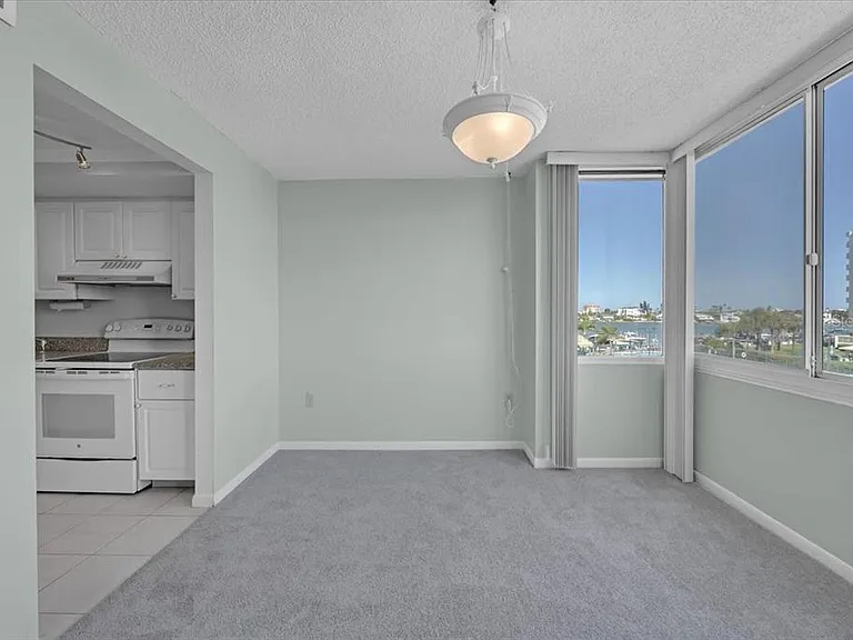 660 Island Way #301 — Photo 10