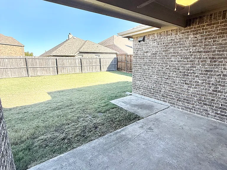 11809 Kurth Dr — Photo 18