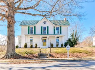 495 S 4th St, Wytheville, VA 24382