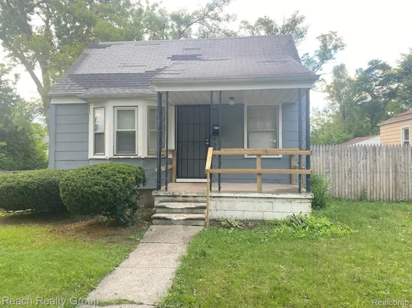 8316 Brace St, Detroit, MI 48228