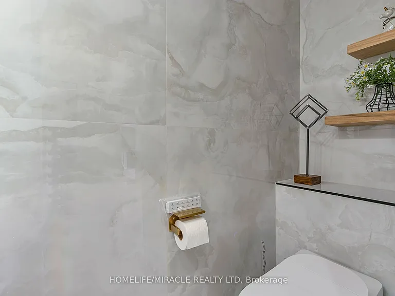 2299 Glazebrook Cir — Photo 22