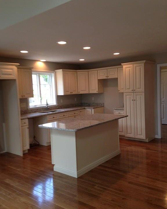 2nd image of 1 Riley Rd #19