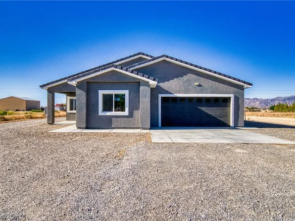 1501 Huracan St, Pahrump, NV 89048