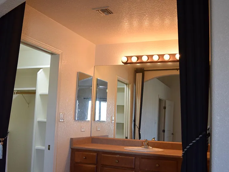 11632 E Alpha Way — Photo 7