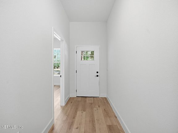4th image of 11290 PINE Street