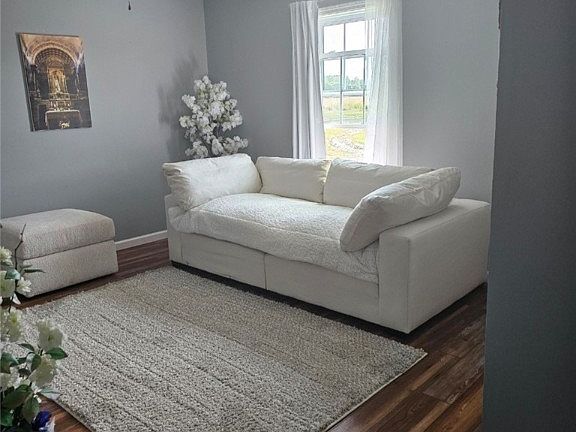 4th image of 5891 Farmers Rd #4C