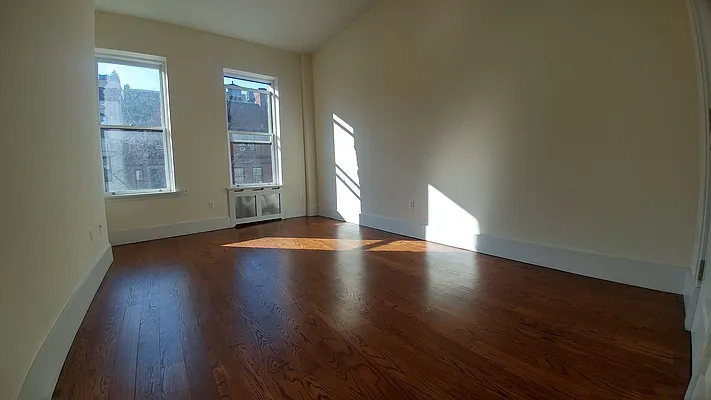 Rented by Guidance Realty Corp. | media 8
