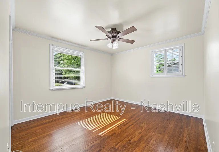 7020 Bonnamere Dr — Photo 12