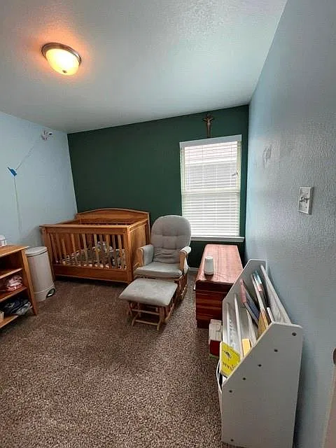 3 bed, 2.0 bath, 1027 sqft, $1,900 — Photo 3