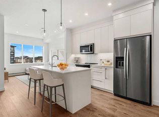 395 N Skyview Pkwy NE #2318, Calgary, AB T3N2K1