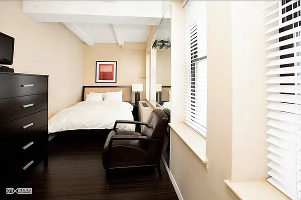 Rented by Citi Habitats | media 6