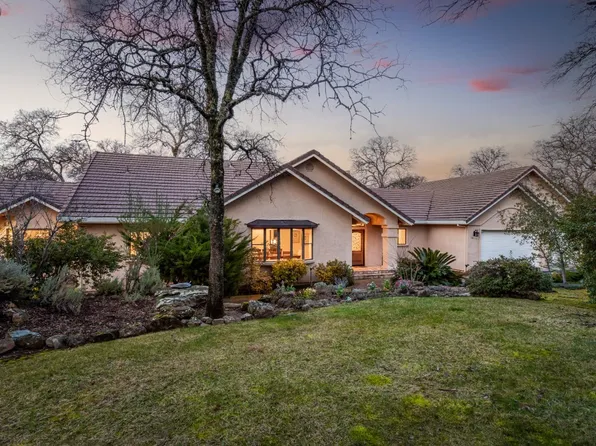 10717 Rolling Oaks Ct, Auburn, CA 95602