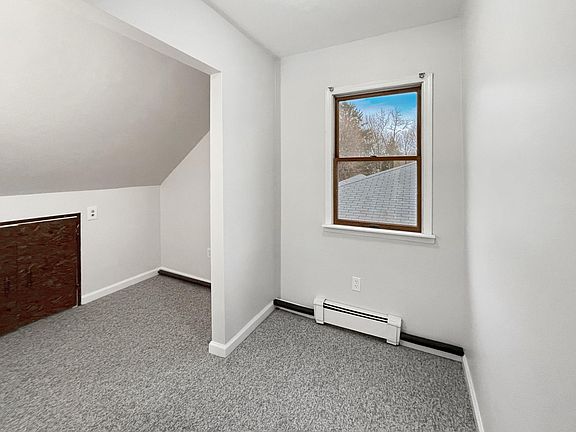 4th image of 532 2nd St