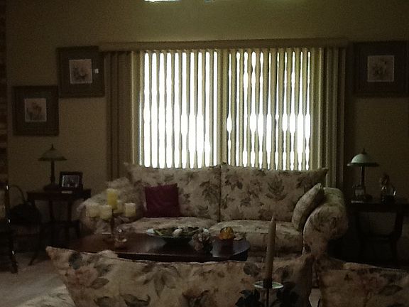 3rd image of 1418 N Beach St