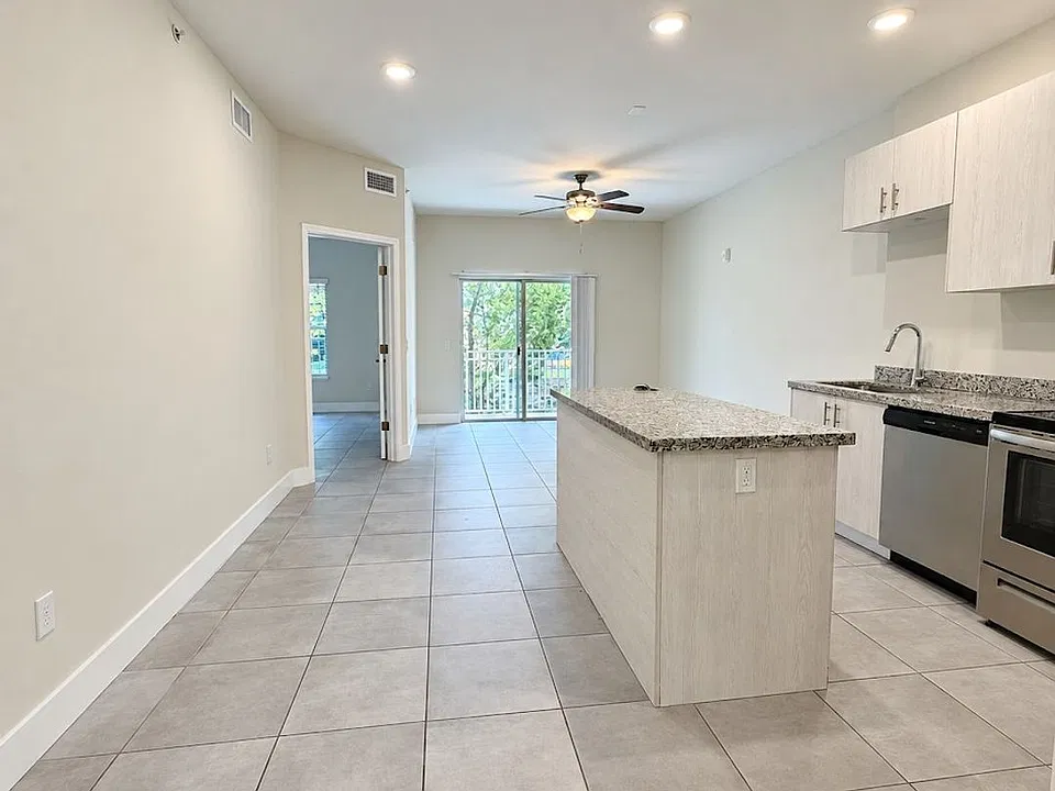 3221-3409 SW 8th Pl