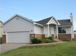 351 E Cheyenne St, Kechi, KS 67067