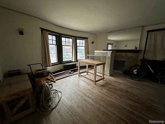 2nd image of 677 Atkinson St