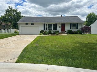 618 Jasmin Dr, Saint Louis, MO 63122