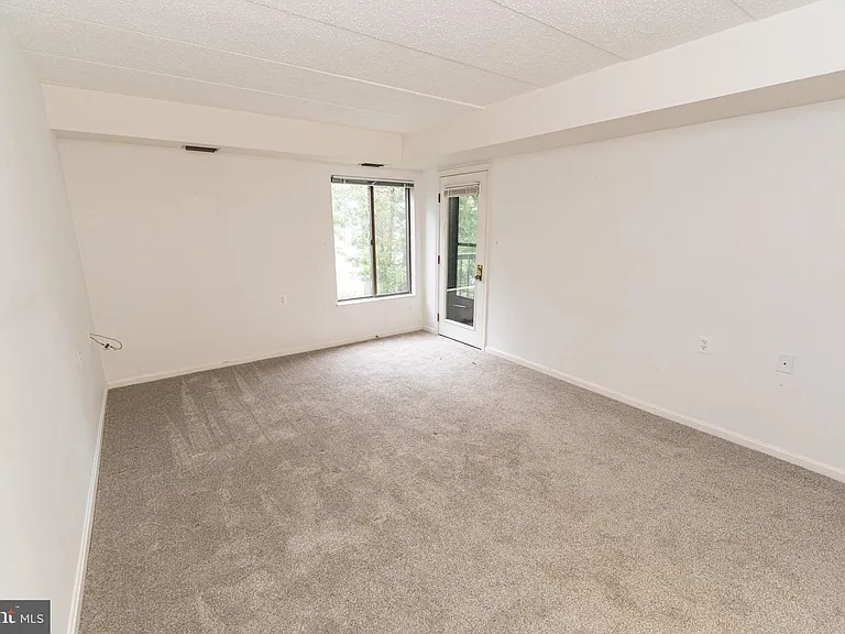227 Canal Park Dr #206 — Photo 29