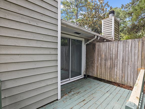4th image of 1503 Fairfax Ln