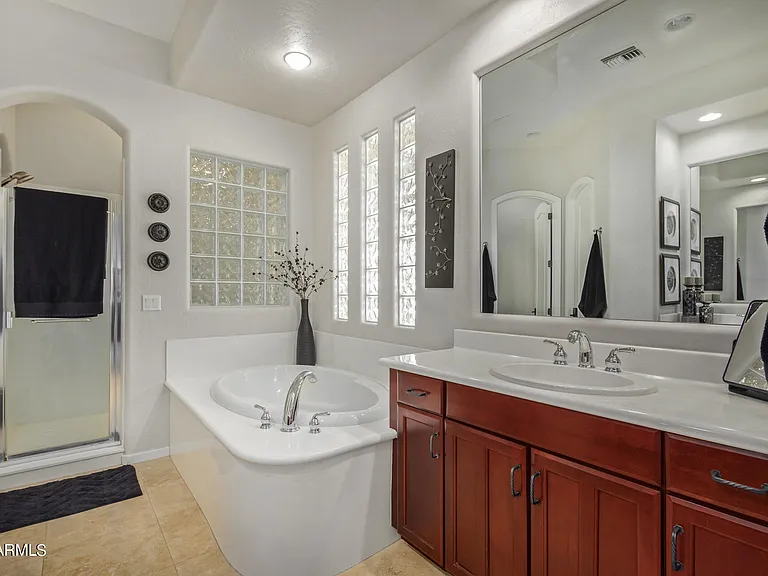 885 W Palo Brea Dr — Photo 35