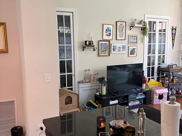 368 Linwood Ave #2 — Photo 6