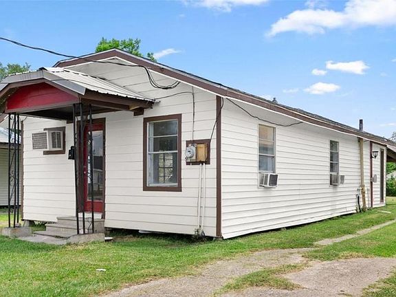 2nd image of 2623 Tupelo St