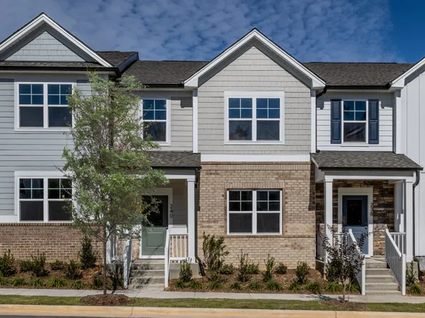 433 Parker Station Ave, Fuquay Varina, NC 27526