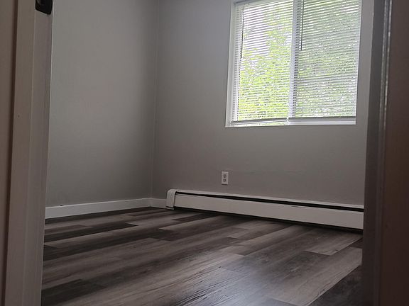 4th image of 163 E 5th St APT 2W